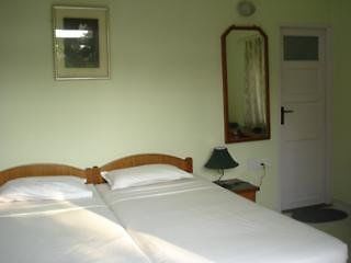 Cary'S Hotel Calangute Exterior photo